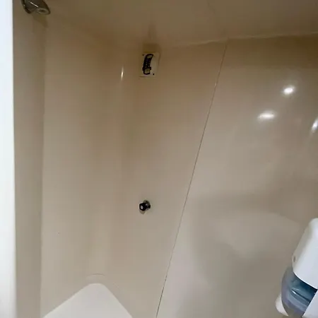 Hotelf1 A7 Hotel Bollène